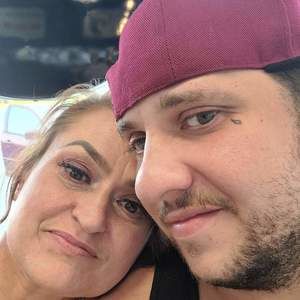 Meet your Posher, Coryandamanda